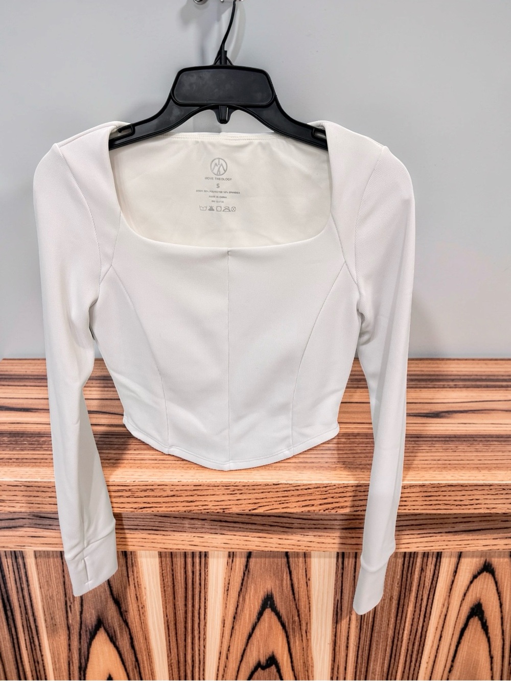 Square-Neck White Long-Sleeve Crop Top